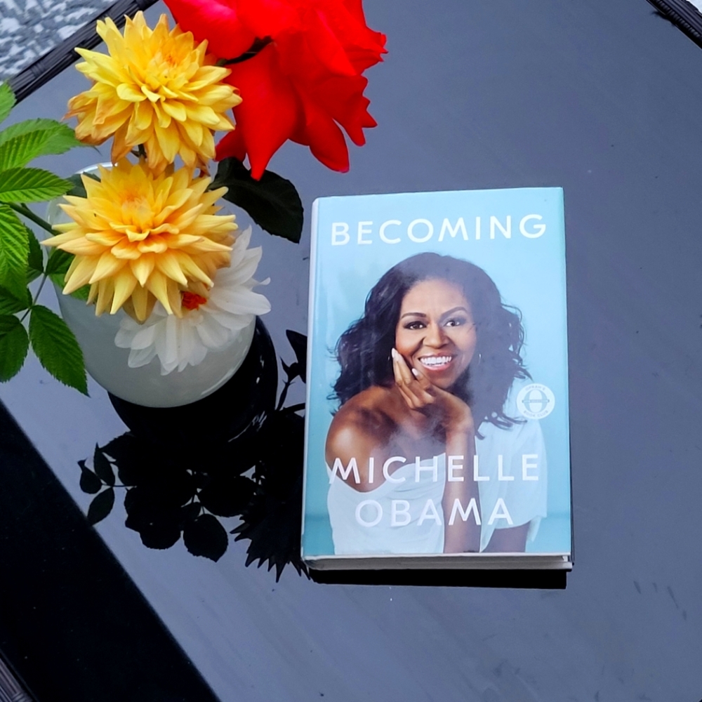 PREOWNED HARDCOVER- BECOMING by Michelle Obama, former First Lady